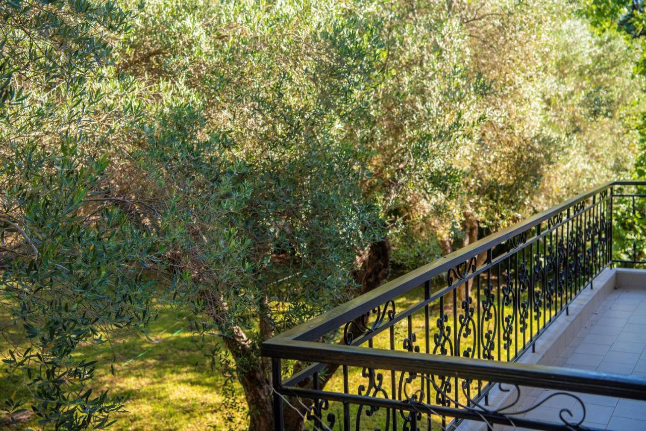 Sophies Olive Haven Possidi Exterior photo