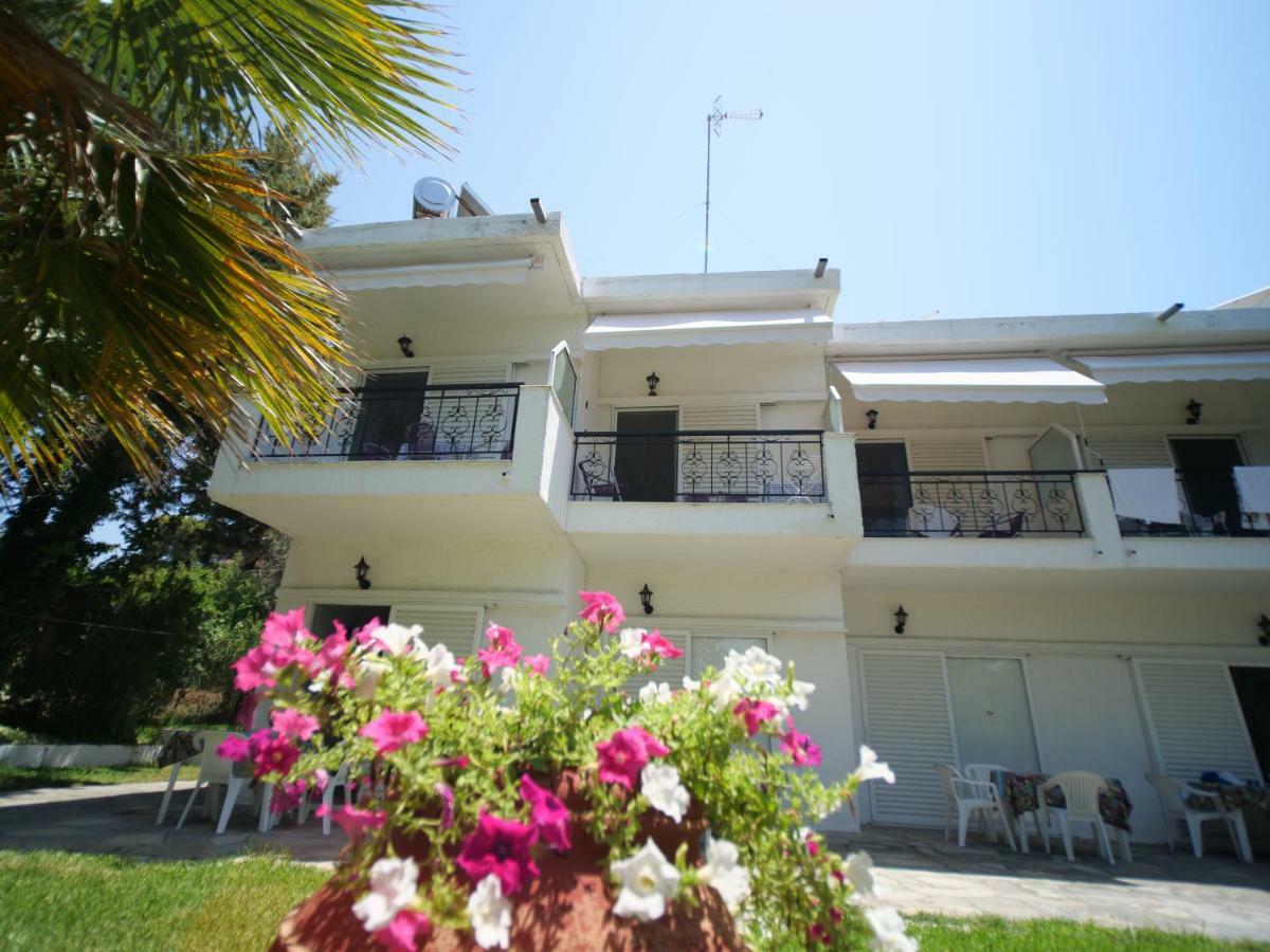 Sophies Olive Haven Possidi Exterior photo
